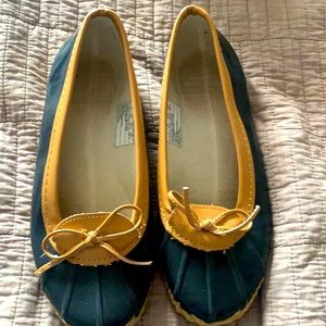 Women’s  western chief Sz 7 slip on  rain shoes